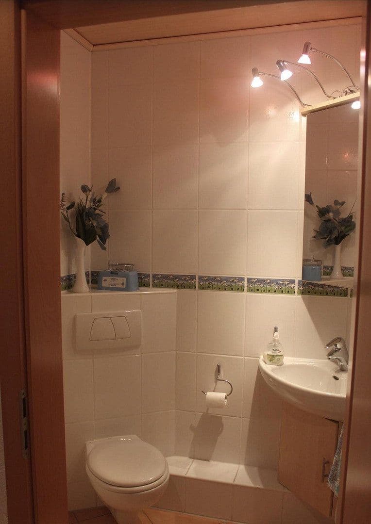Predaj domu 287 m², pozemok 793 m², Kronau, Bádensko-Wurttembersko Predaj domu 287 m², pozemok 793 m², Kronau, Bádensko-Wurttembersko