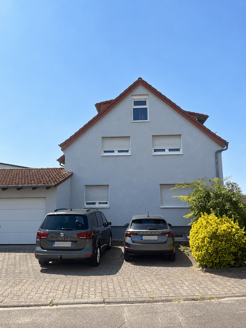 Predaj domu 287 m², pozemok 793 m², Kronau, Bádensko-Wurttembersko Predaj domu 287 m², pozemok 793 m², Kronau, Bádensko-Wurttembersko