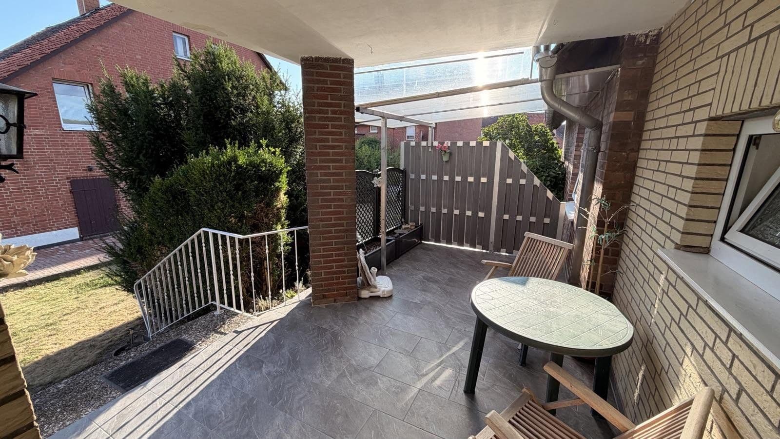 Predaj domu 235 m², pozemok 800 m², Haste, Dolné Sasko Predaj domu 235 m², pozemok 800 m², Haste, Dolné Sasko