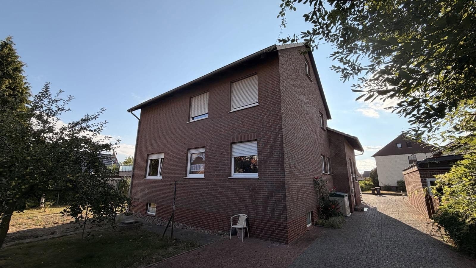 Predaj domu 235 m², pozemok 800 m², Haste, Dolné Sasko Predaj domu 235 m², pozemok 800 m², Haste, Dolné Sasko