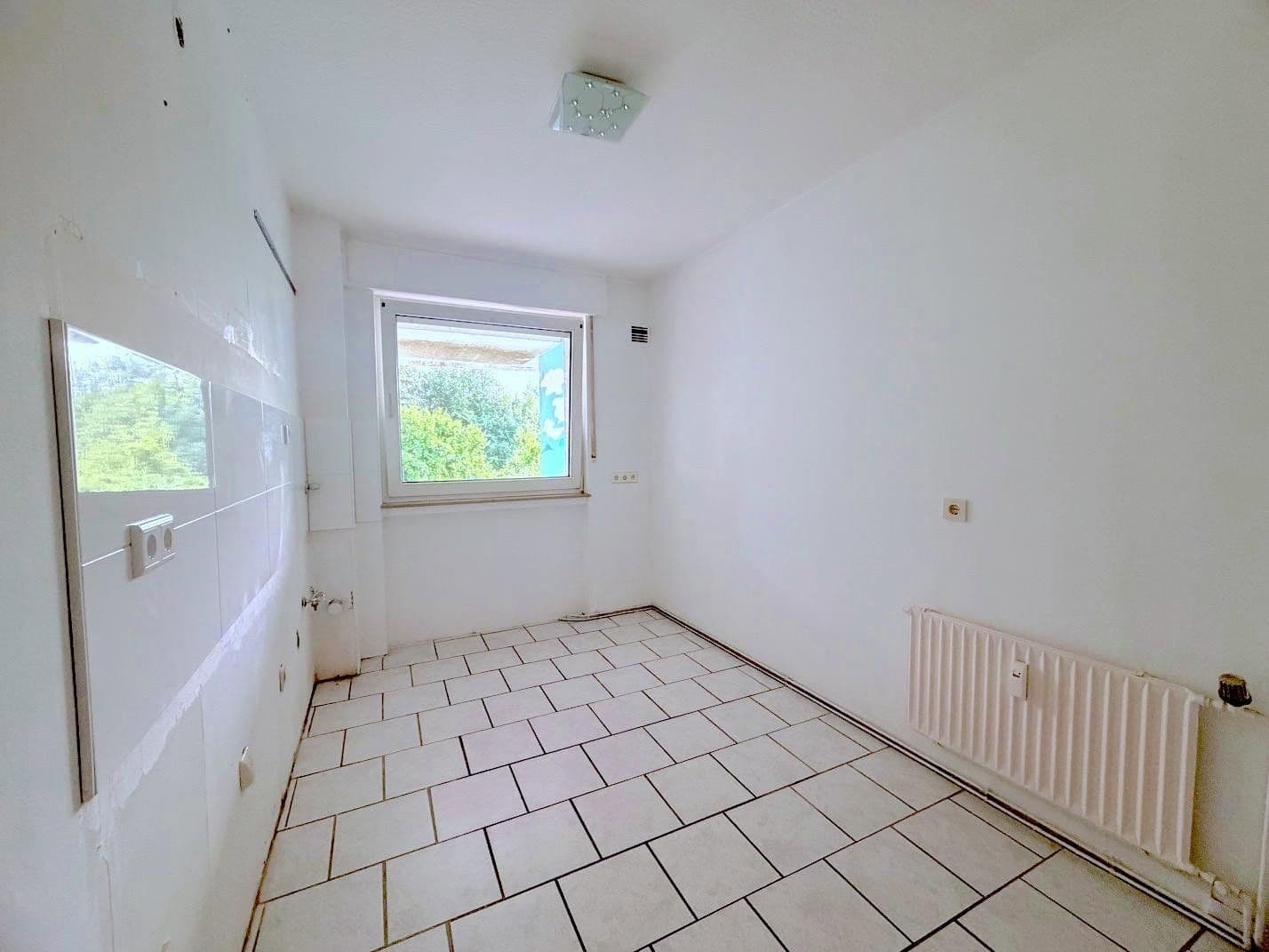 Prenájom bytu 3-izbový 76 m², Bochum, Severné Porýnie - Westfálsko Prenájom bytu 3-izbový 76 m², Bochum, Severné Porýnie - Westfálsko