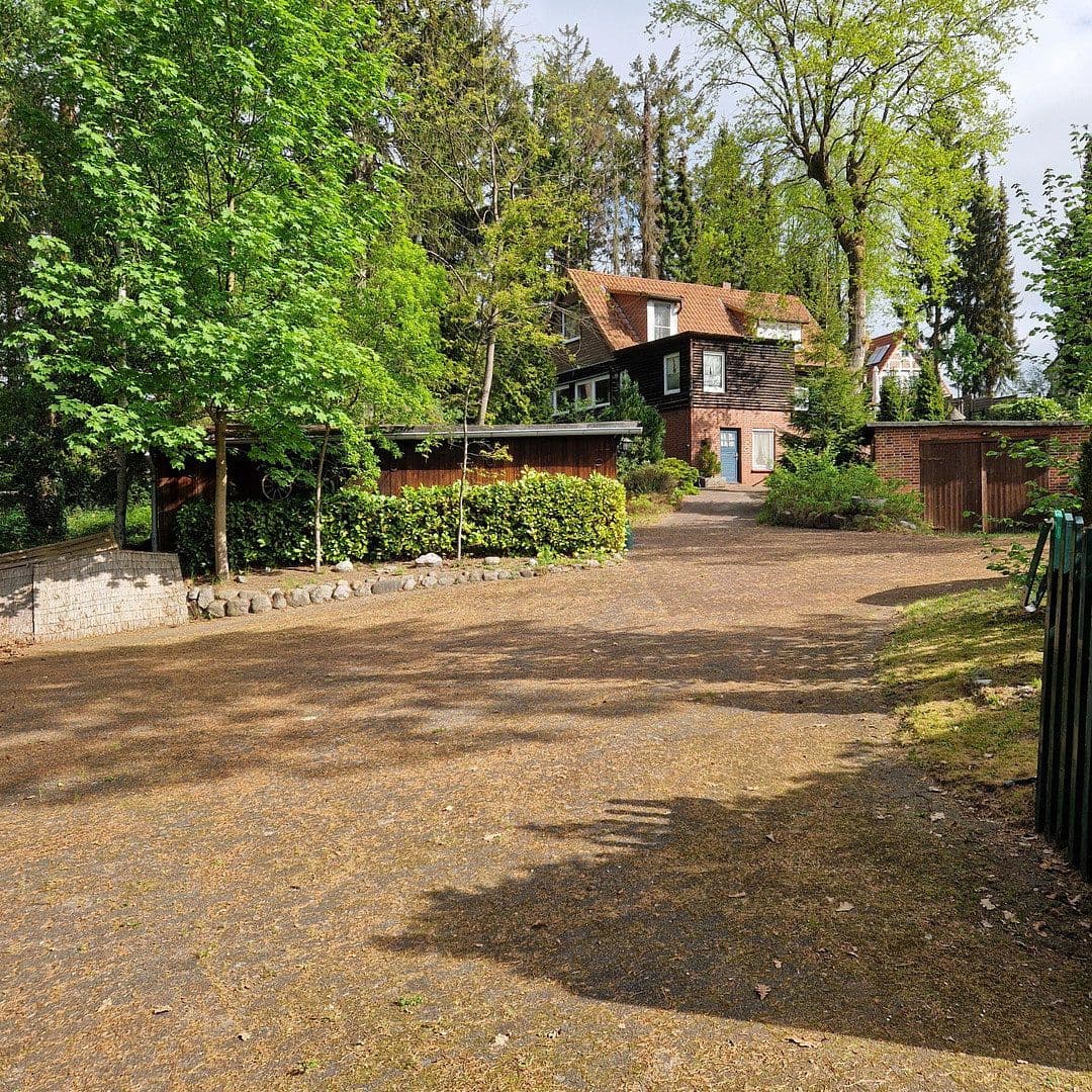 Predaj domu 118 m², pozemok 1.900 m², Seevetal, Dolné Sasko Predaj domu 118 m², pozemok 1.900 m², Seevetal, Dolné Sasko