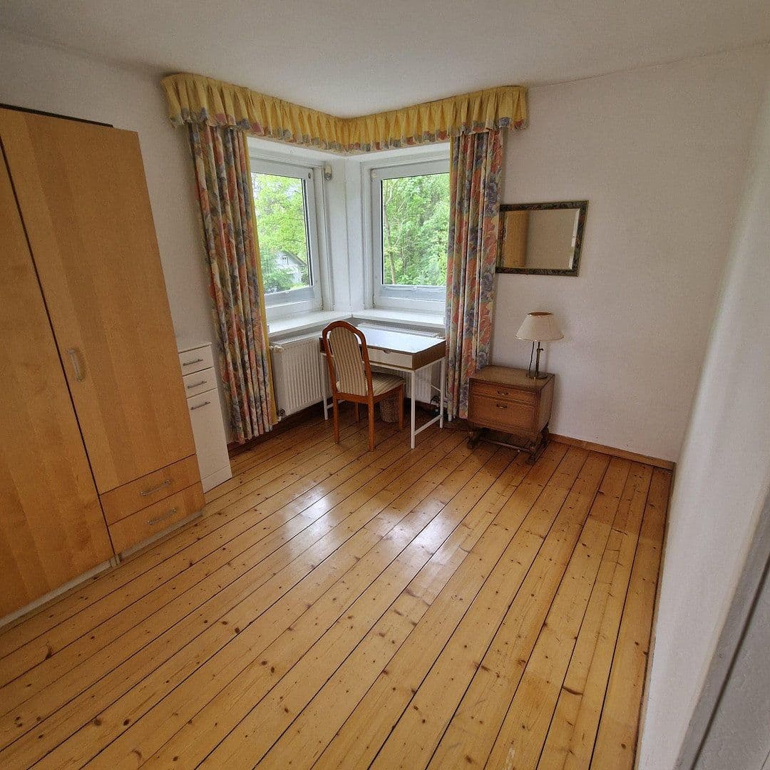 Predaj domu 118 m², pozemok 1.900 m², Seevetal, Dolné Sasko Predaj domu 118 m², pozemok 1.900 m², Seevetal, Dolné Sasko