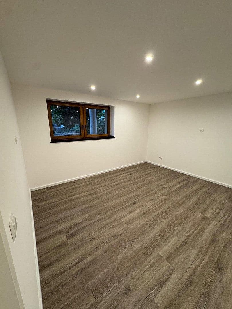 Prenájom bytu 2-izbový 58 m², Kirchstraße 5, Köln, Severné Porýnie - Westfálsko Prenájom bytu 2-izbový 58 m², Kirchstraße 5, Köln, Severné Porýnie - Westfálsko