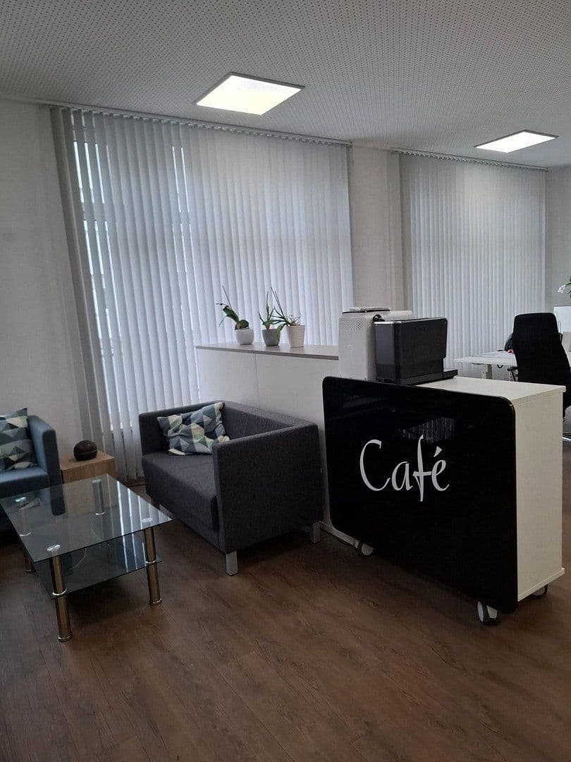 Prenájom kancelárie 160 m², Frauenrichter Str. 27, Weiden i.d.OPf., Bavorsko Prenájom kancelárie 160 m², Frauenrichter Str. 27, Weiden i.d.OPf., Bavorsko