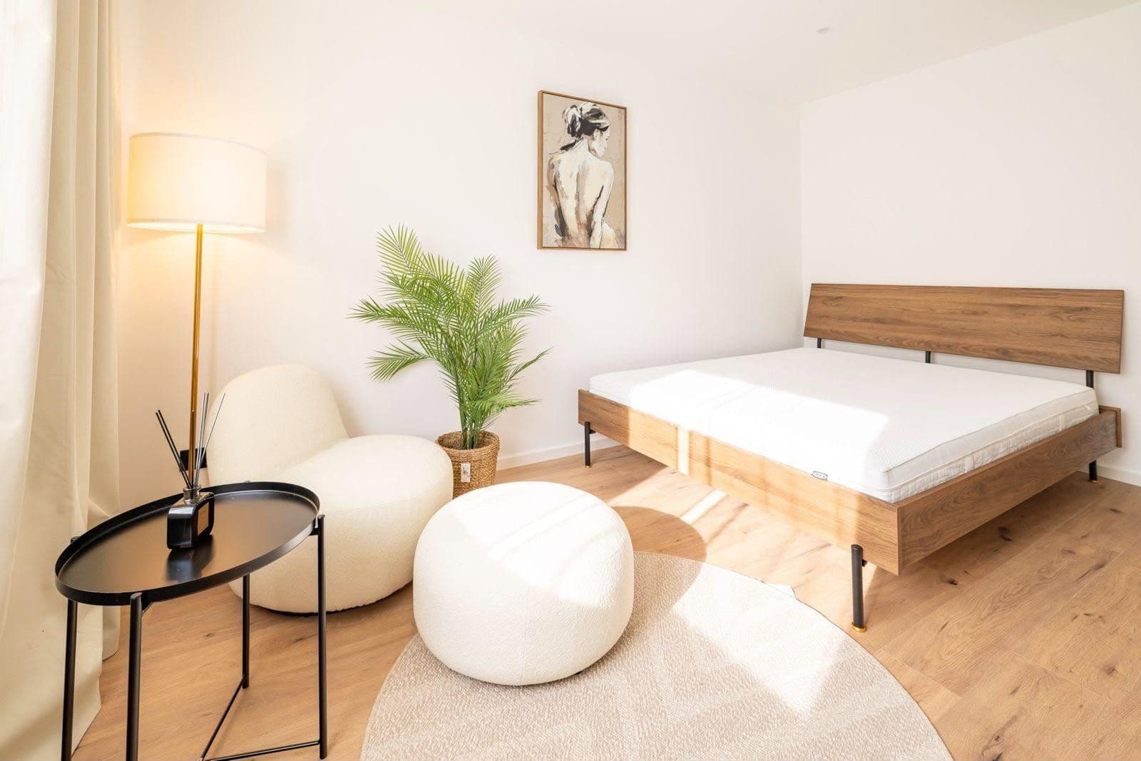 Prenájom bytu 92 m², Garmischer Straße 193, München, Bavorsko Prenájom bytu 92 m², Garmischer Straße 193, München, Bavorsko