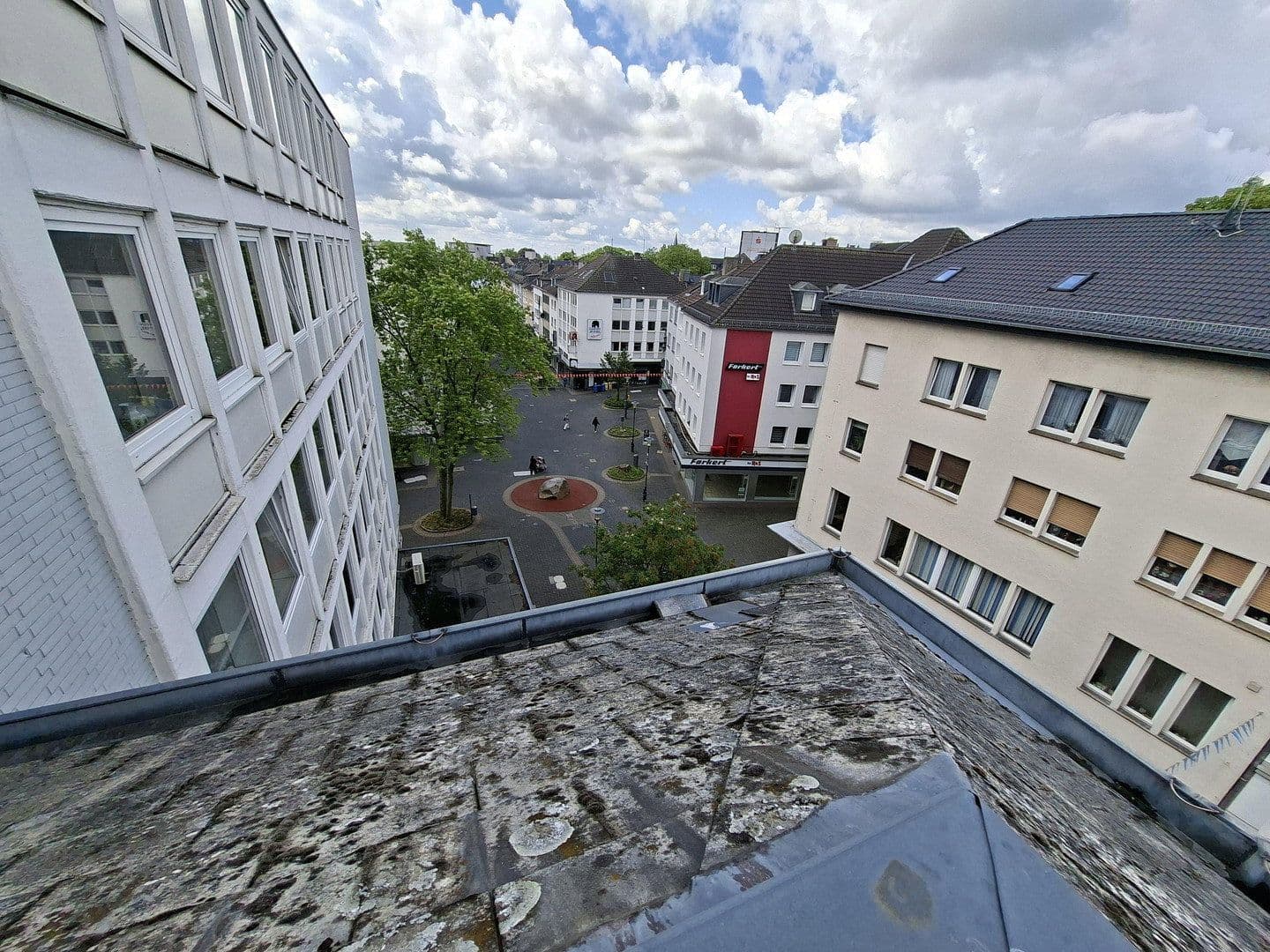 Prenájom bytu 3-izbový 82 m², Haupstr. 48, Solingen, Severné Porýnie - Westfálsko Prenájom bytu 3-izbový 82 m², Haupstr. 48, Solingen, Severné Porýnie - Westfálsko