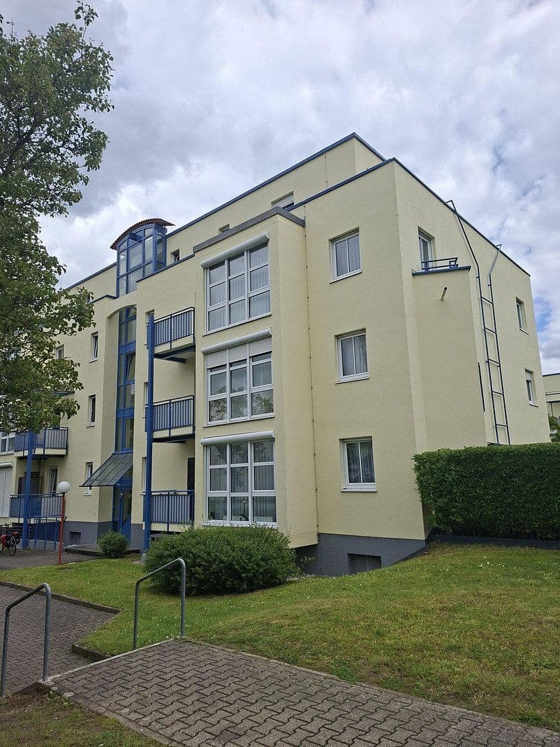Predaj bytu 3-izbový 84 m², Holbeinstraße 8, Karlsruhe-Neureut, Bádensko-Wurttembersko Predaj bytu 3-izbový 84 m², Holbeinstraße 8, Karlsruhe-Neureut, Bádensko-Wurttembersko