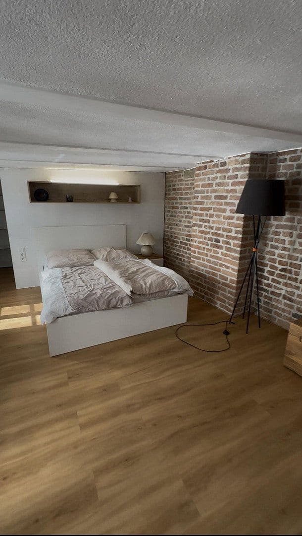 Prenájom bytu 4-izbový 78 m², Lothringerstrasse 25, Wiesbaden, Hesensko Prenájom bytu 4-izbový 78 m², Lothringerstrasse 25, Wiesbaden, Hesensko