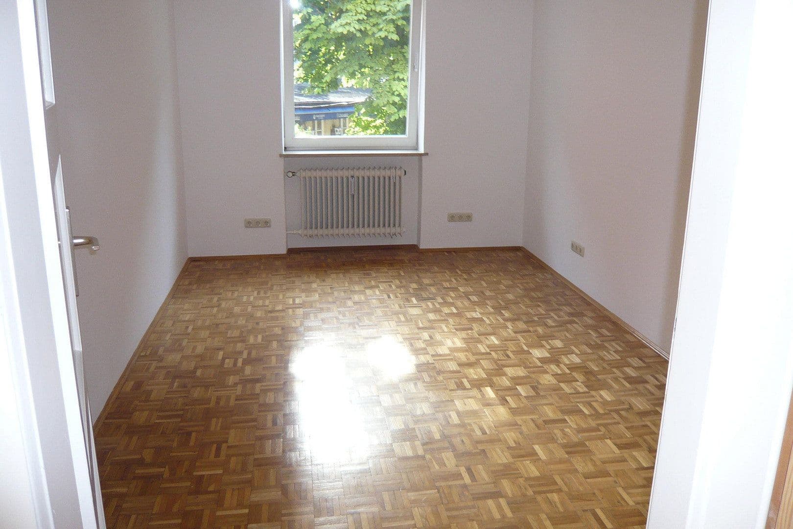 Prenájom bytu 3-izbový 72 m², Nordendstr. 5, München, Bavorsko Prenájom bytu 3-izbový 72 m², Nordendstr. 5, München, Bavorsko