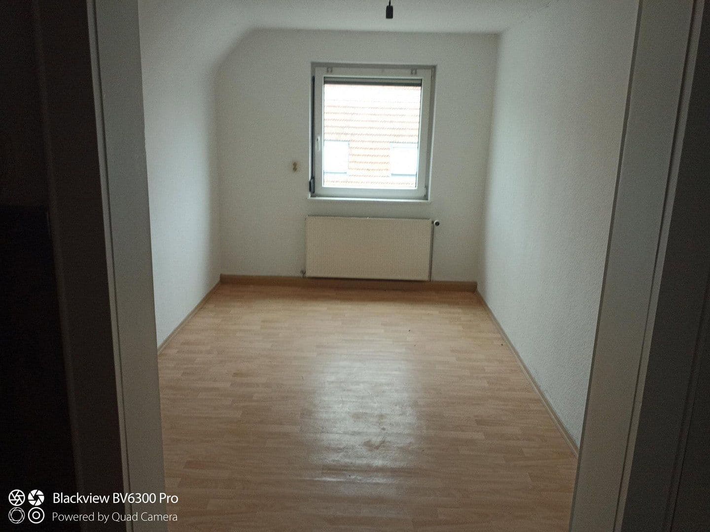Predaj domu 398 m², pozemok 208 m², Reutlingen, Bádensko-Wurttembersko Predaj domu 398 m², pozemok 208 m², Reutlingen, Bádensko-Wurttembersko