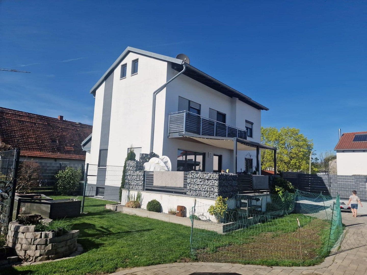 Predaj domu 115 m², pozemok 2.966 m², Abensberg, Bavorsko Predaj domu 115 m², pozemok 2.966 m², Abensberg, Bavorsko