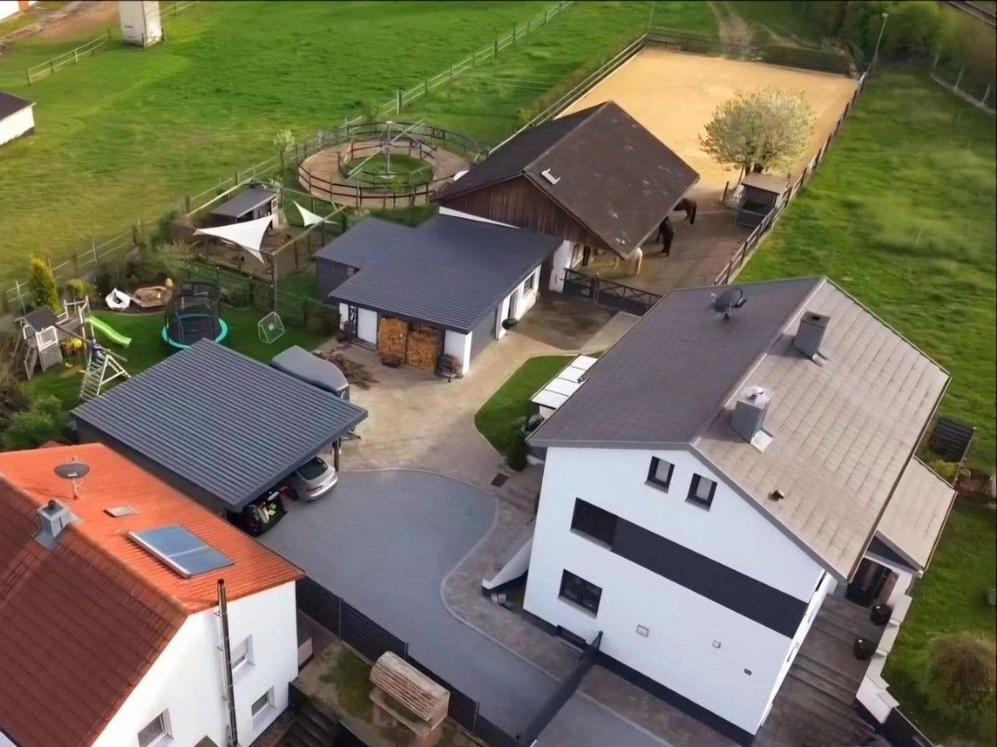 Predaj domu 115 m², pozemok 2.966 m², Abensberg, Bavorsko Predaj domu 115 m², pozemok 2.966 m², Abensberg, Bavorsko