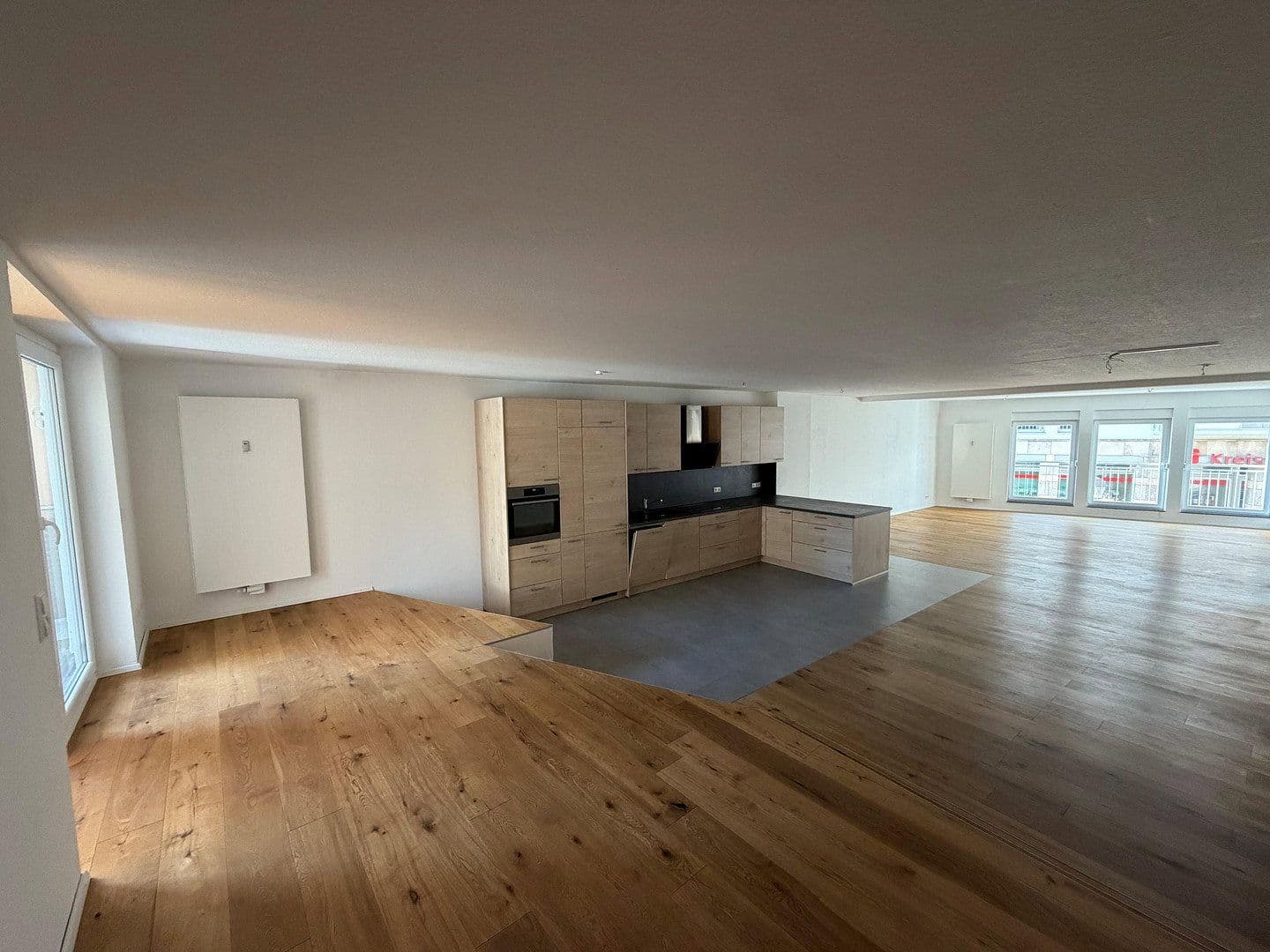 Prenájom bytu 3-izbový 164 m², Stuttgarter Straße 23, Weil der Stadt, Bádensko-Wurttembersko Prenájom bytu 3-izbový 164 m², Stuttgarter Straße 23, Weil der Stadt, Bádensko-Wurttembersko