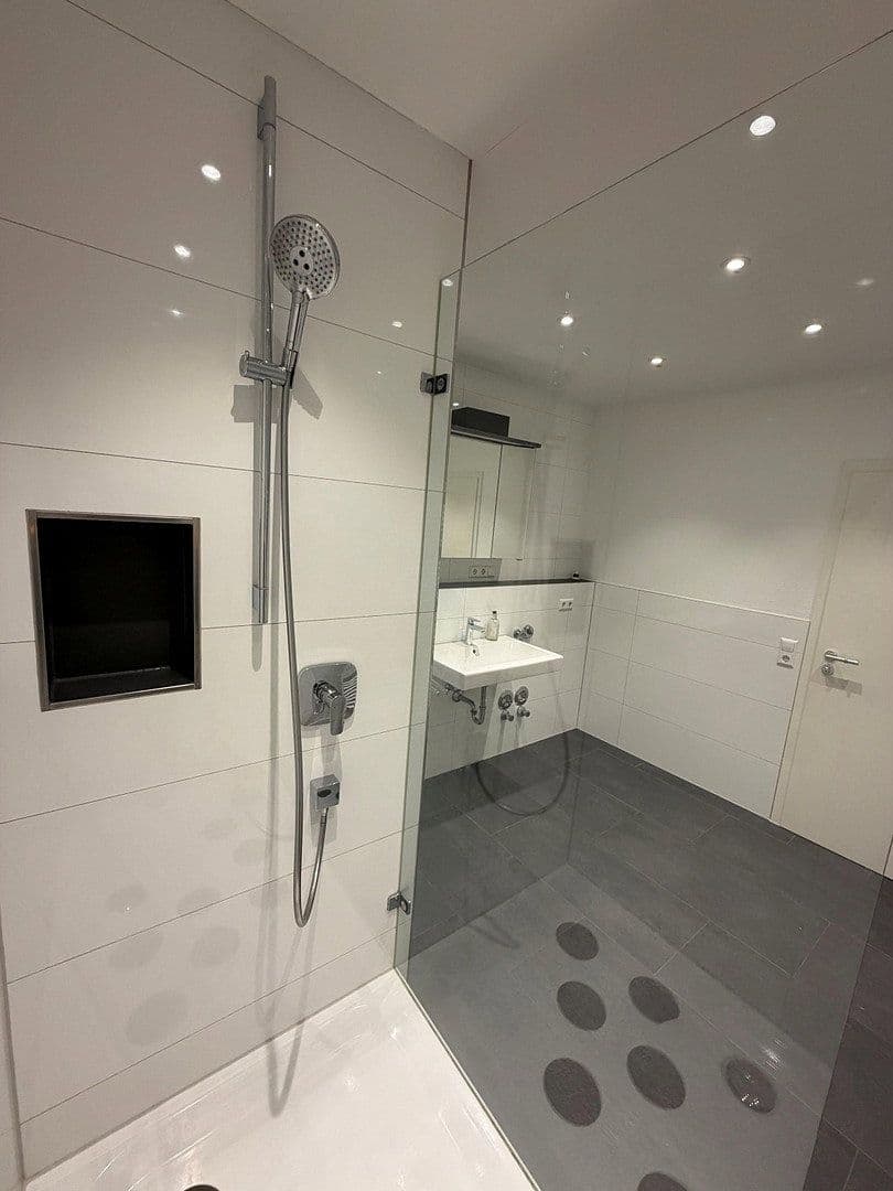 Prenájom bytu 3-izbový 164 m², Stuttgarter Straße 23, Weil der Stadt, Bádensko-Wurttembersko Prenájom bytu 3-izbový 164 m², Stuttgarter Straße 23, Weil der Stadt, Bádensko-Wurttembersko