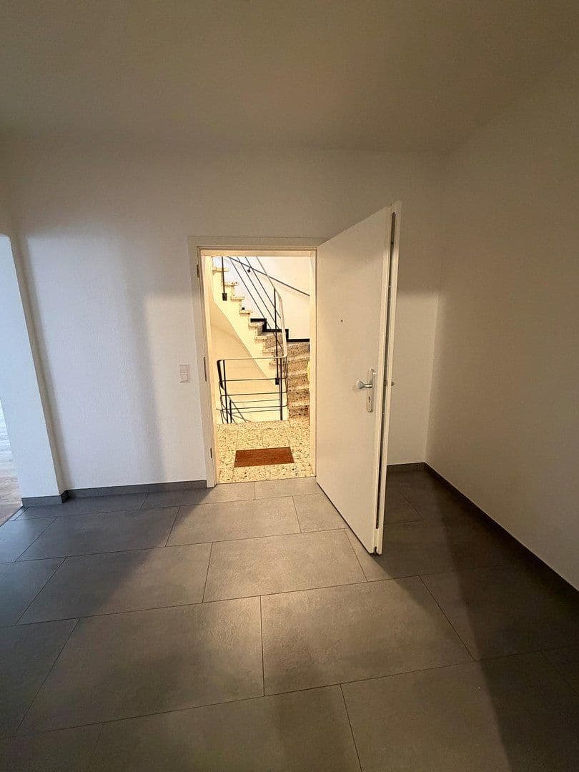 Prenájom bytu 3-izbový 164 m², Stuttgarter Straße 23, Weil der Stadt, Bádensko-Wurttembersko Prenájom bytu 3-izbový 164 m², Stuttgarter Straße 23, Weil der Stadt, Bádensko-Wurttembersko