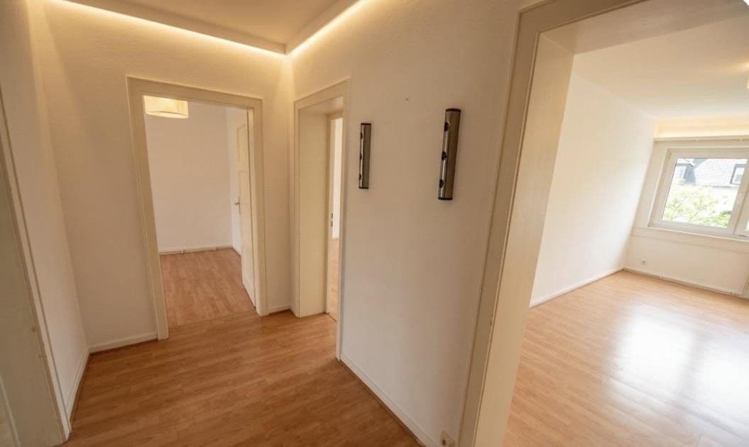 Prenájom bytu 3-izbový 80 m², Wiesbaden, Hesensko Prenájom bytu 3-izbový 80 m², Wiesbaden, Hesensko