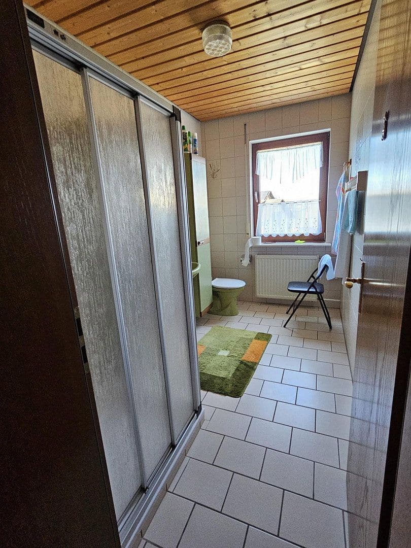 Predaj domu 190 m², pozemok 1.263 m², Frielendorf, Hesensko Predaj domu 190 m², pozemok 1.263 m², Frielendorf, Hesensko