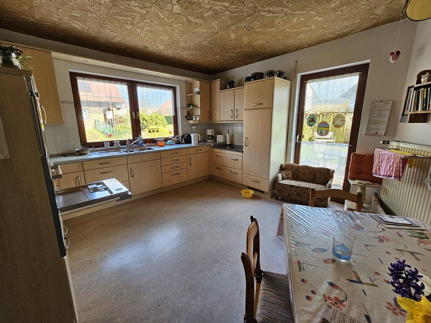 Predaj domu 190 m², pozemok 1.263 m², Frielendorf, Hesensko Predaj domu 190 m², pozemok 1.263 m², Frielendorf, Hesensko