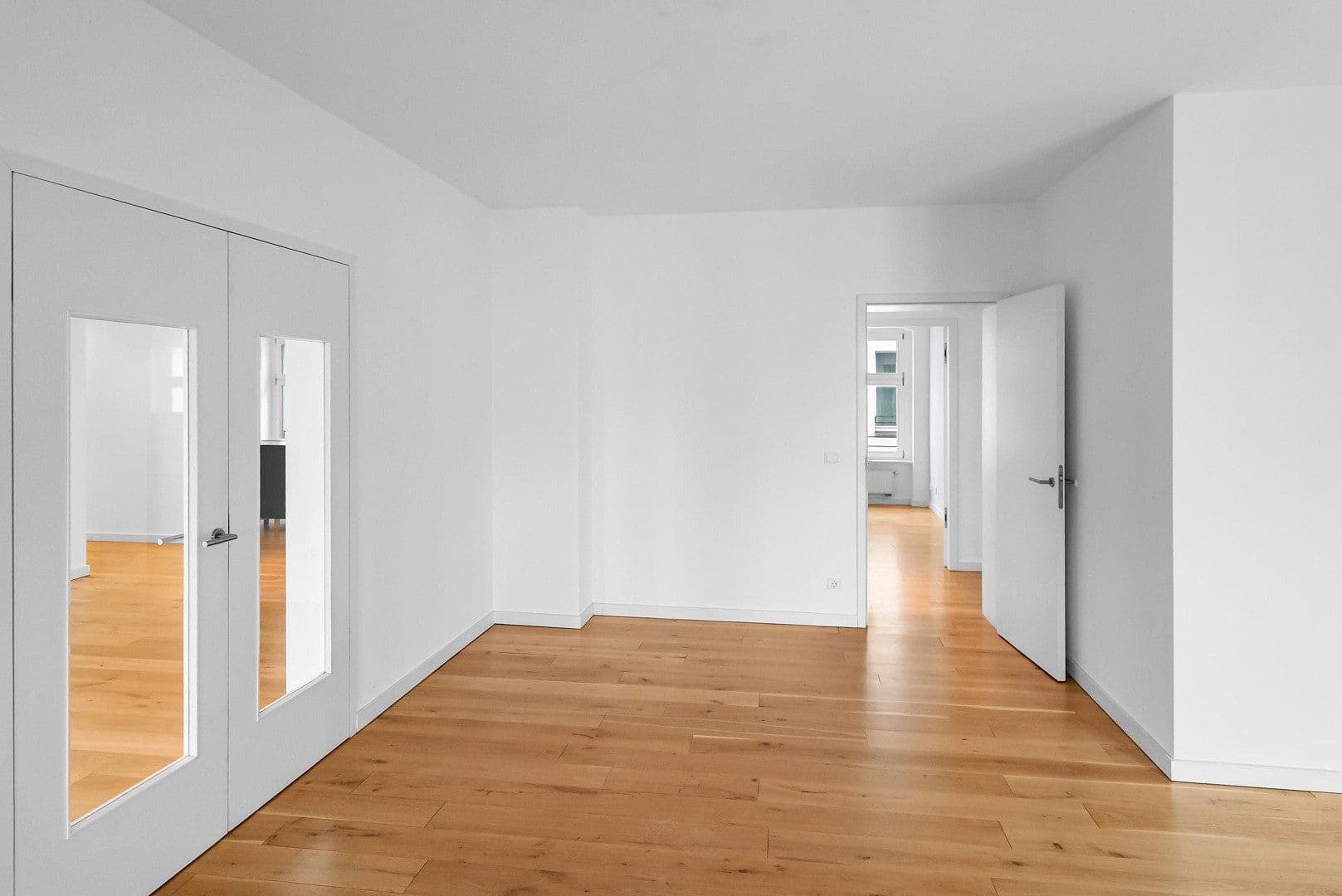 Predaj bytu 3-izbový 171 m², Marienstraße 9,, Berlin, Berlín Predaj bytu 3-izbový 171 m², Marienstraße 9,, Berlin, Berlín