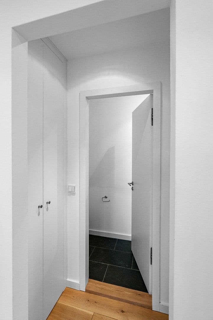 Predaj bytu 3-izbový 171 m², Marienstraße 9,, Berlin, Berlín Predaj bytu 3-izbový 171 m², Marienstraße 9,, Berlin, Berlín