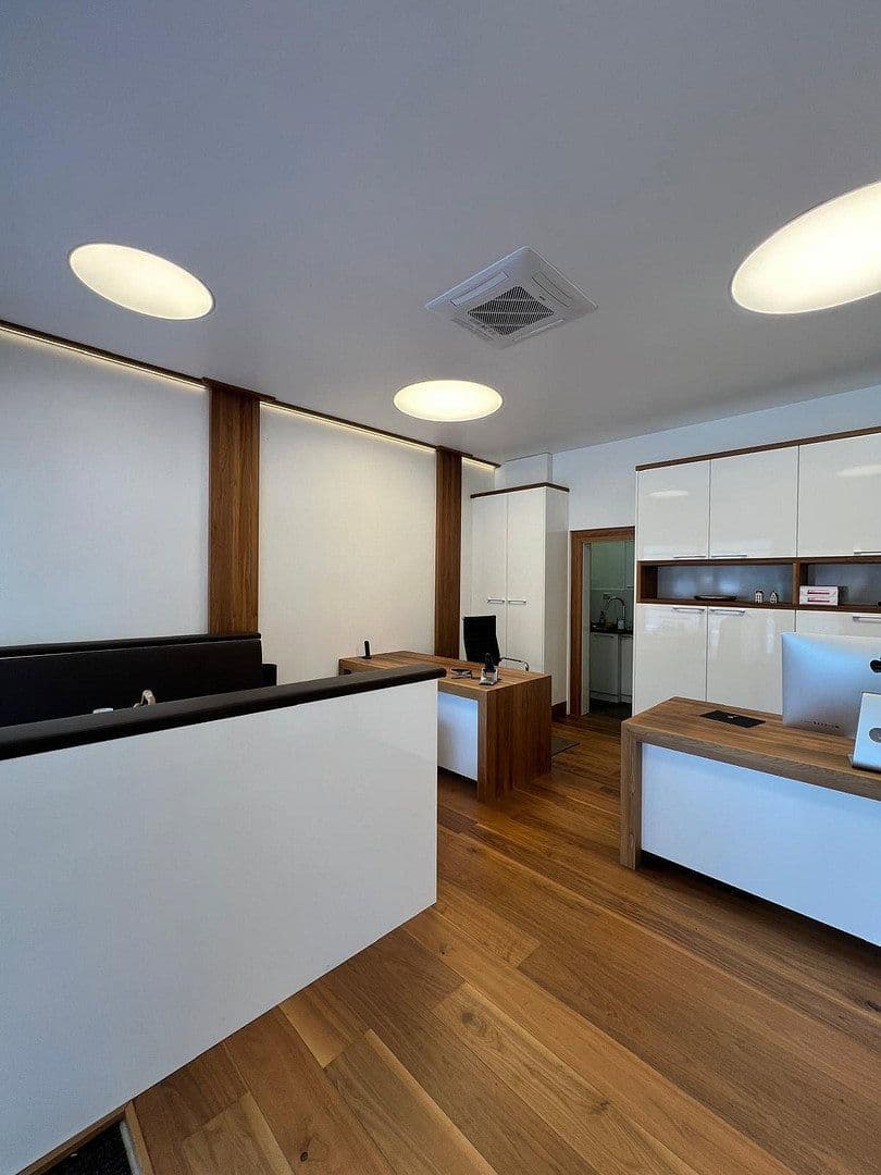 Prenájom kancelárie 30 m², Widumer Str 18-22, Castrop-Rauxel, Severné Porýnie - Westfálsko Prenájom kancelárie 30 m², Widumer Str 18-22, Castrop-Rauxel, Severné Porýnie - Westfálsko