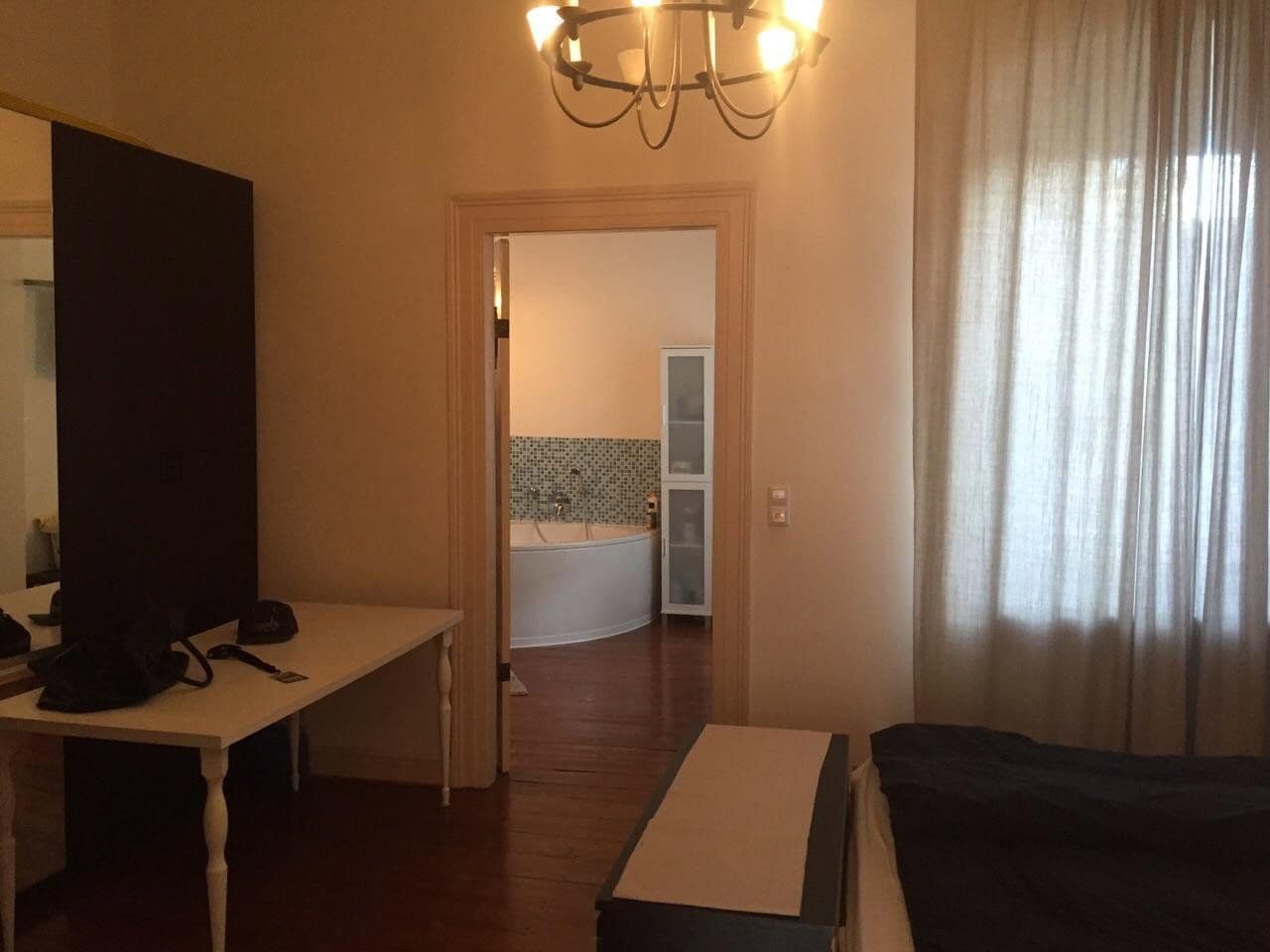 Prenájom bytu 4-izbový 110 m², Koblenz, Porýnie-Falcko Prenájom bytu 4-izbový 110 m², Koblenz, Porýnie-Falcko