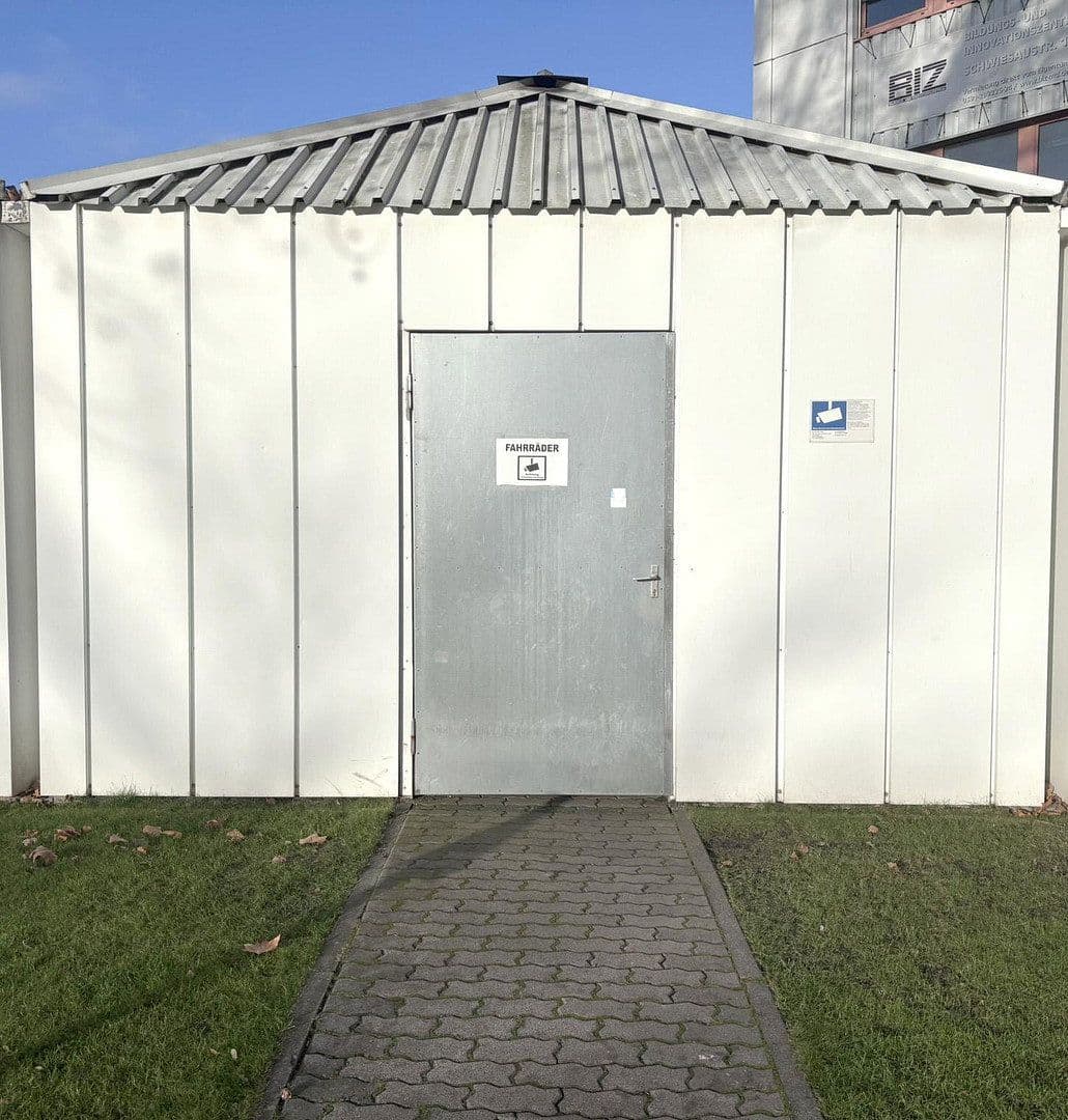 Prenájom kancelárie 17 m², Schwiesaustr. 11, Magdeburg, Sasko-Anhaltsko Prenájom kancelárie 17 m², Schwiesaustr. 11, Magdeburg, Sasko-Anhaltsko