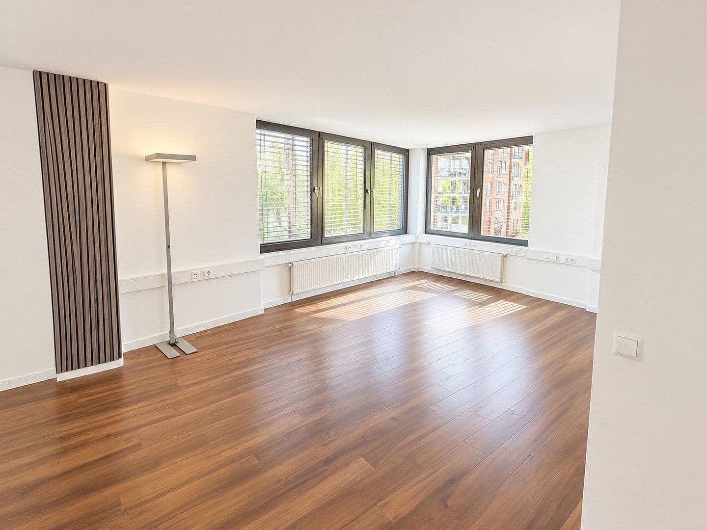Prenájom kancelárie 101 m², Große Elbstraße 42, Hamburg, Hamburg Prenájom kancelárie 101 m², Große Elbstraße 42, Hamburg, Hamburg