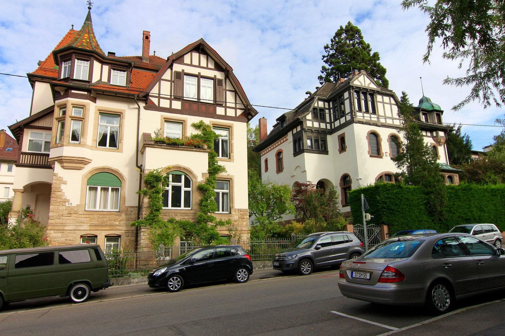 Prenájom bytu 4-izbový 189 m², Stuttgart, Bádensko-Wurttembersko Prenájom bytu 4-izbový 189 m², Stuttgart, Bádensko-Wurttembersko