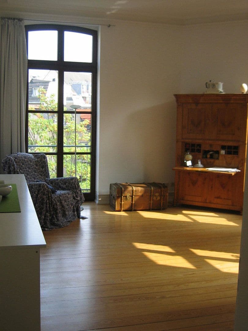 Prenájom bytu 1-izbový 70 m², Brüsseler Platz 6, Köln, Severné Porýnie - Westfálsko Prenájom bytu 1-izbový 70 m², Brüsseler Platz 6, Köln, Severné Porýnie - Westfálsko