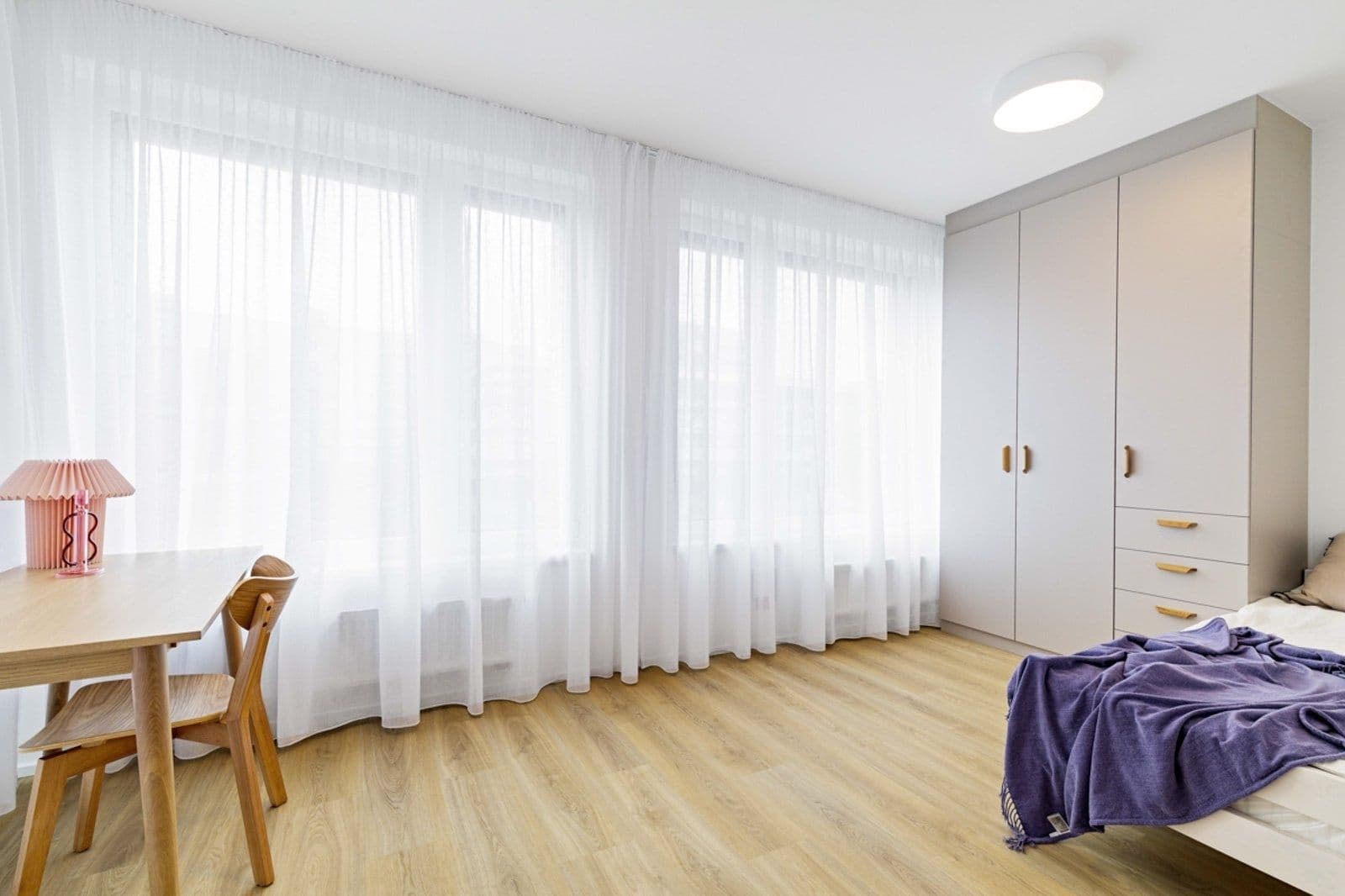 Prenájom bytu 2-izbový 55 m², U Pergamenky, Praha, Praha Prenájom bytu 2-izbový 55 m², U Pergamenky, Praha, Praha