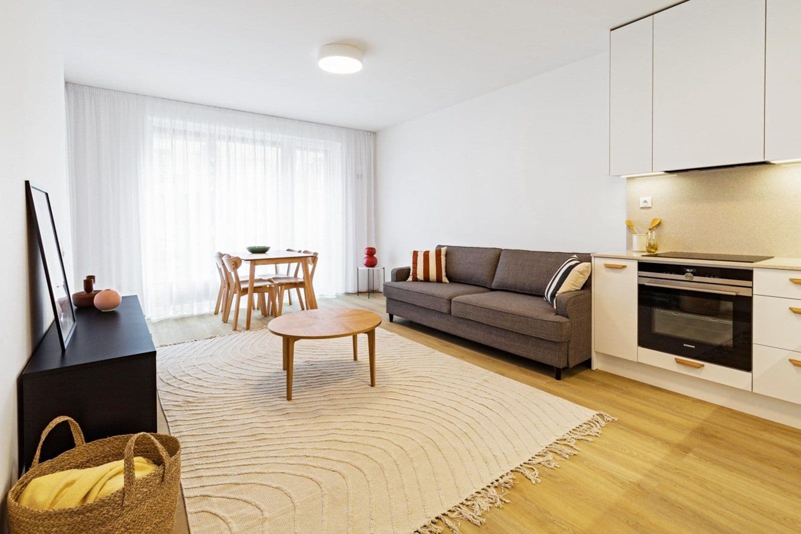 Prenájom bytu 2-izbový 55 m², Vrbenského, Praha, Praha Prenájom bytu 2-izbový 55 m², Vrbenského, Praha, Praha