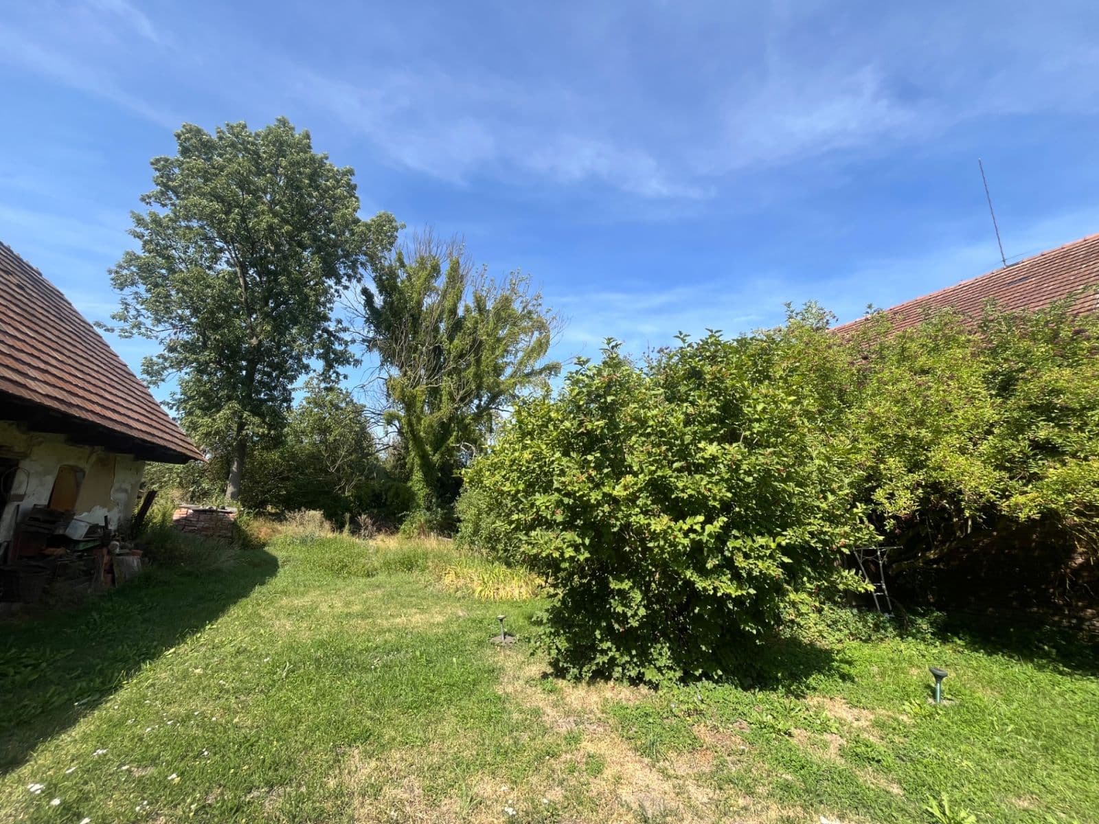 Predaj rekreačného objektu 134 m², pozemok 3.129 m², Nový Bydžov, Královéhradecký kraj Predaj rekreačného objektu 134 m², pozemok 3.129 m², Nový Bydžov, Královéhradecký kraj