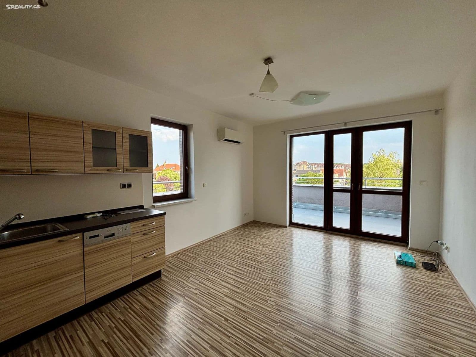Predaj bytu 2-izbový 43 m², U Výstavby, Praha, Praha Predaj bytu 2-izbový 43 m², U Výstavby, Praha, Praha