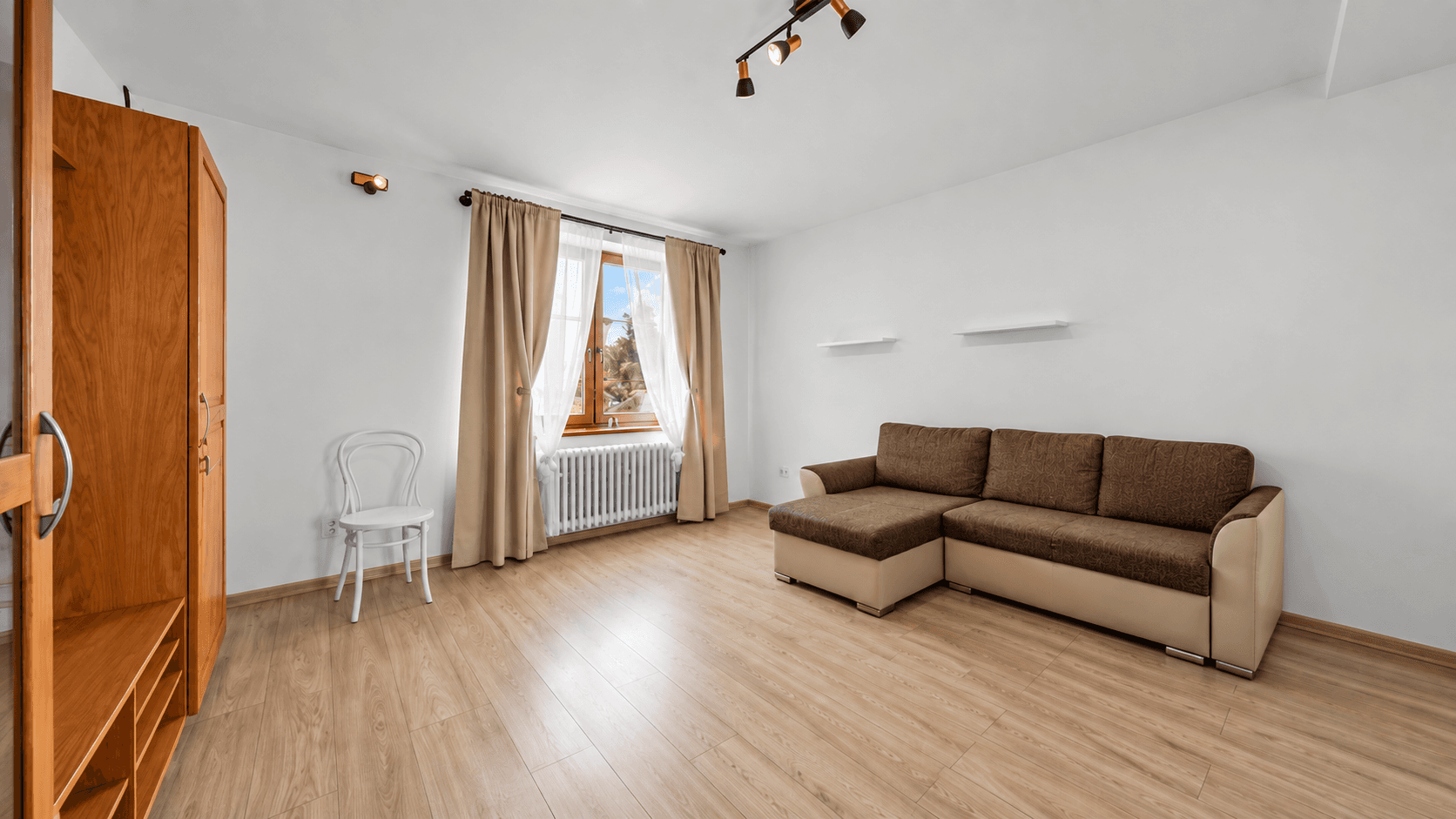 Predaj domu 201 m², pozemok 224 m², Lipník, Kraj Vysočina Predaj domu 201 m², pozemok 224 m², Lipník, Kraj Vysočina