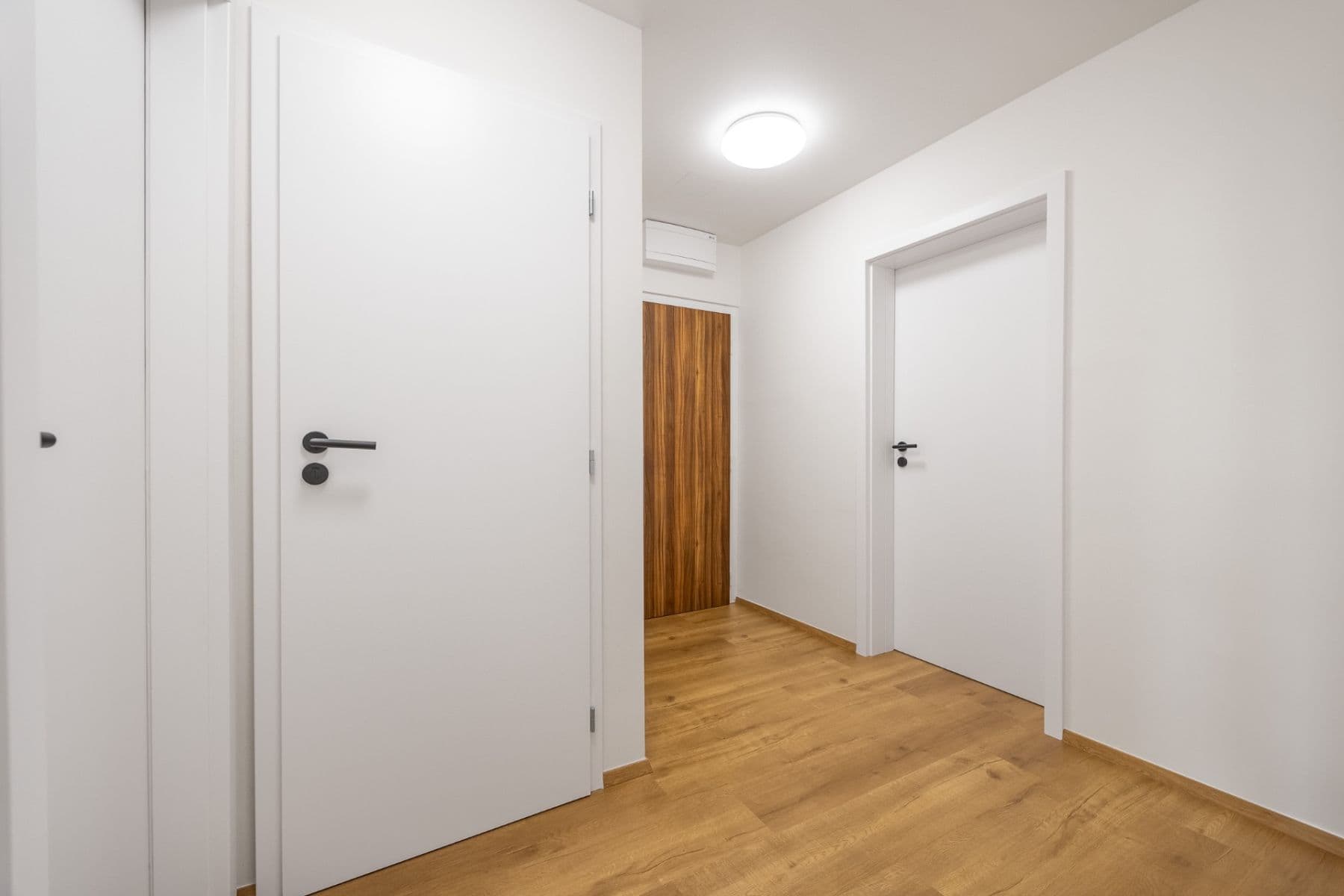 Predaj bytu 3-izbový 73 m², Pospíchalova, Praha, Praha Predaj bytu 3-izbový 73 m², Pospíchalova, Praha, Praha