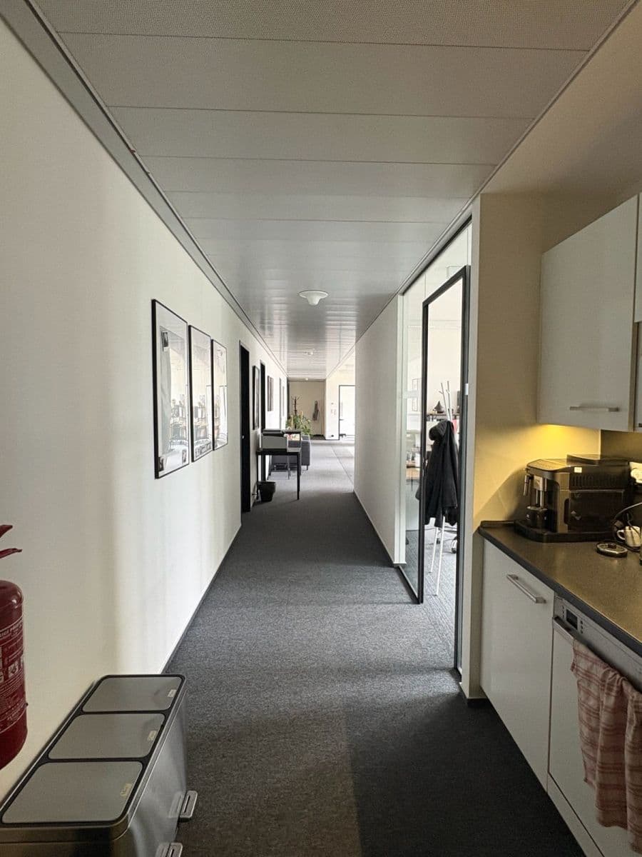 Prenájom kancelárie 182 m², Voctářova, Praha, Praha Prenájom kancelárie 182 m², Voctářova, Praha, Praha