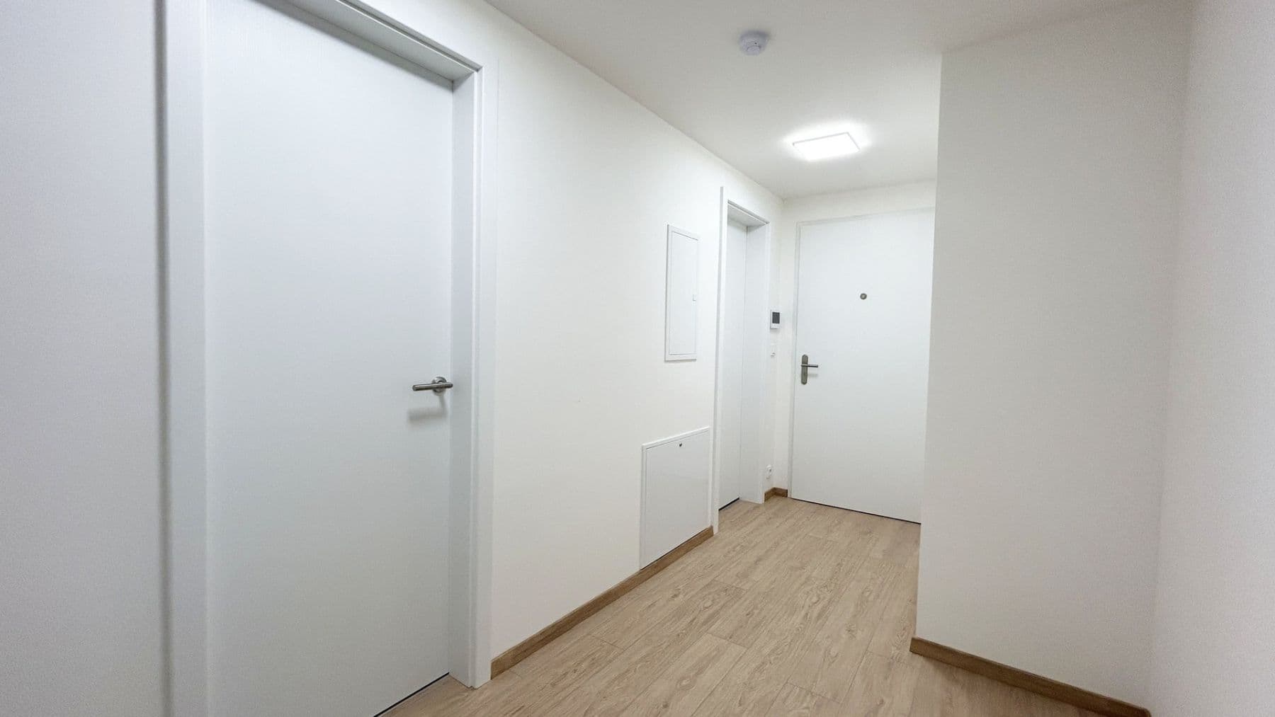 Prenájom bytu 2-izbový 85 m², Cihlářská, Hostivice, Středočeský kraj Prenájom bytu 2-izbový 85 m², Cihlářská, Hostivice, Středočeský kraj