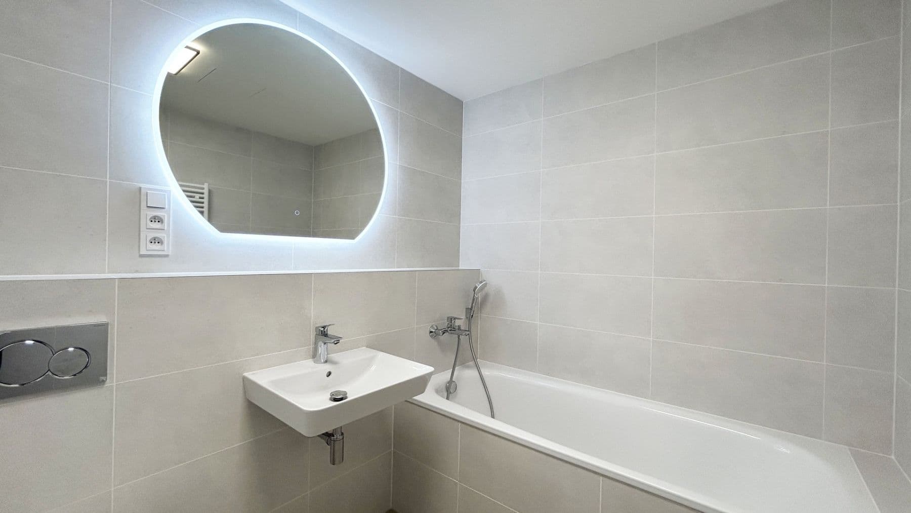 Prenájom bytu 2-izbový 85 m², Cihlářská, Hostivice, Středočeský kraj Prenájom bytu 2-izbový 85 m², Cihlářská, Hostivice, Středočeský kraj