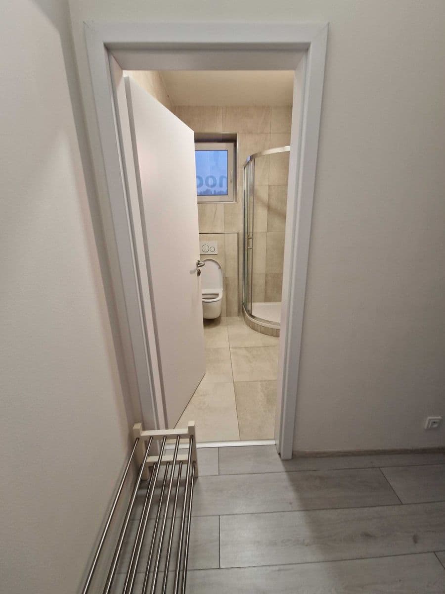 Prenájom bytu 1-izbový 26 m², Hejtmánkova, Praha, Praha Prenájom bytu 1-izbový 26 m², Hejtmánkova, Praha, Praha