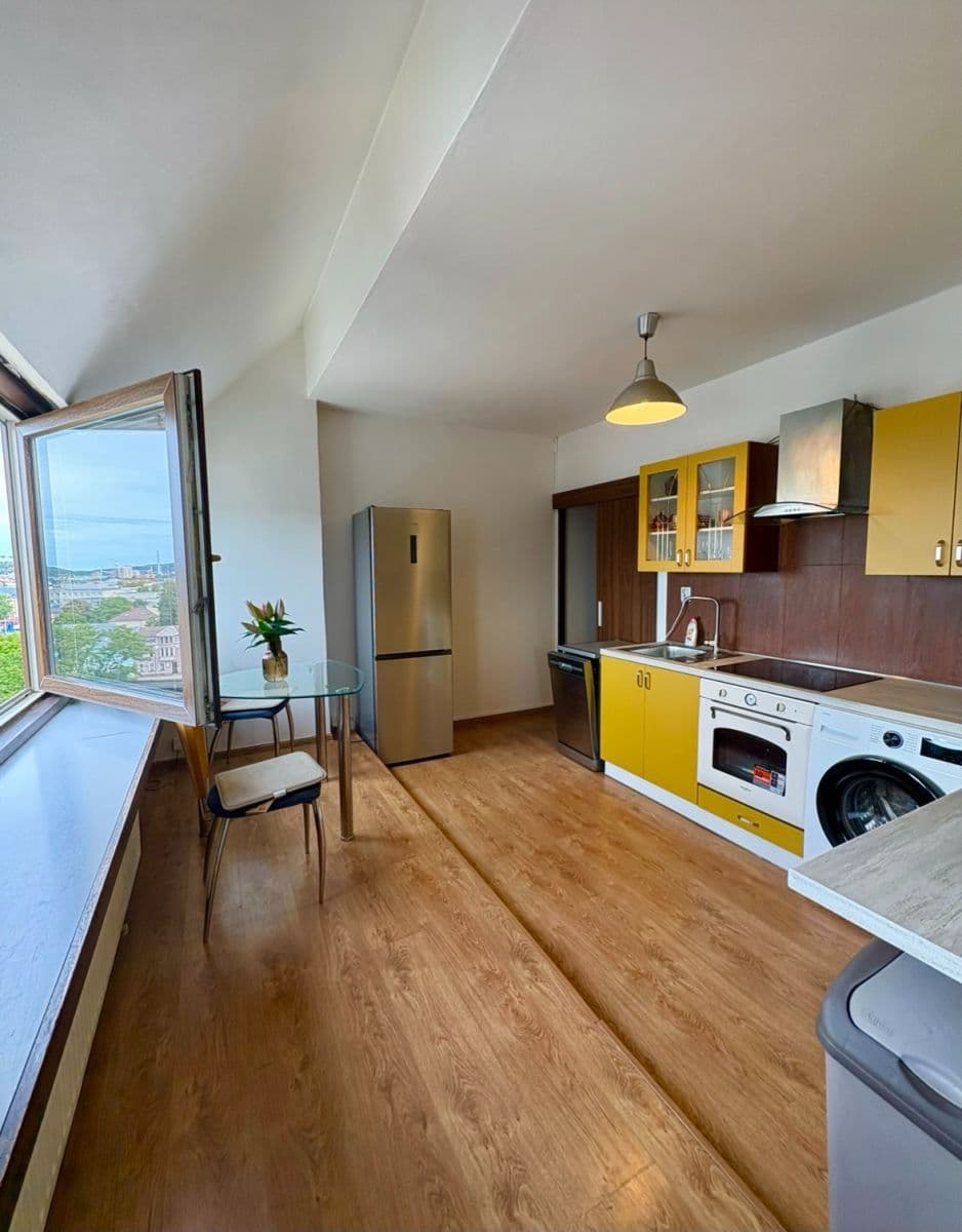 Prenájom bytu 2-izbový 55 m², Zelená, Ostrava, Moravskoslezský kraj Prenájom bytu 2-izbový 55 m², Zelená, Ostrava, Moravskoslezský kraj