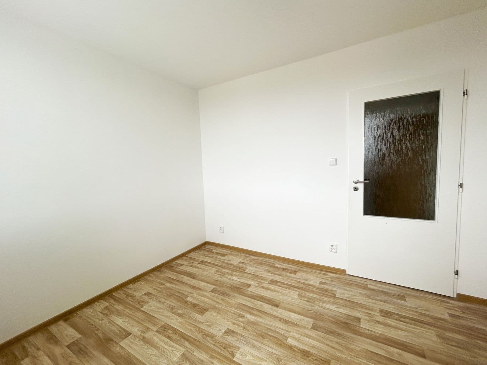 Prenájom bytu 2-izbový 33 m², Jabloňová, Praha, Praha Prenájom bytu 2-izbový 33 m², Jabloňová, Praha, Praha