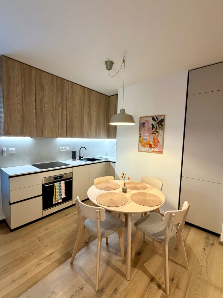 Prenájom bytu 2-izbový 51 m², Košická, Ružinov, Bratislavský kraj Prenájom bytu 2-izbový 51 m², Košická, Ružinov, Bratislavský kraj