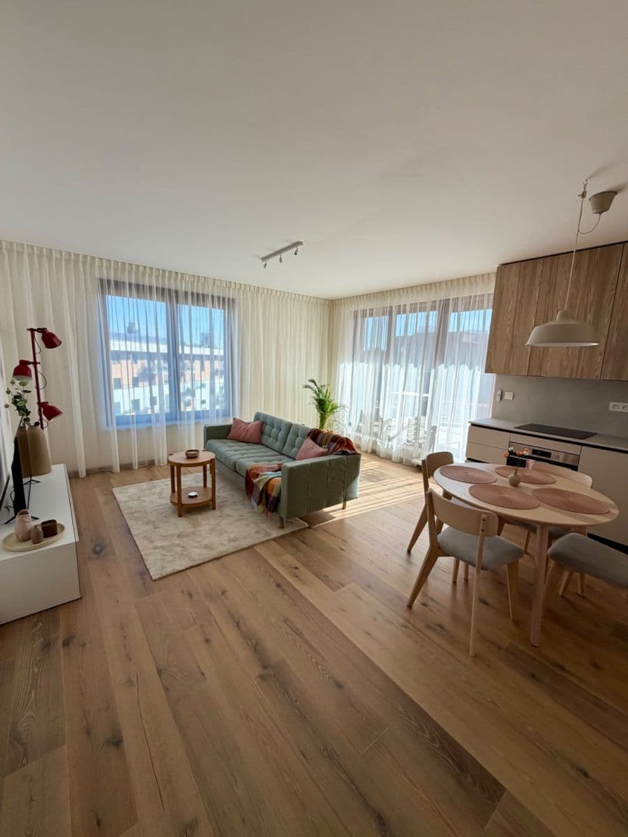 Prenájom bytu 2-izbový 51 m², Košická, Ružinov, Bratislavský kraj Prenájom bytu 2-izbový 51 m², Košická, Ružinov, Bratislavský kraj