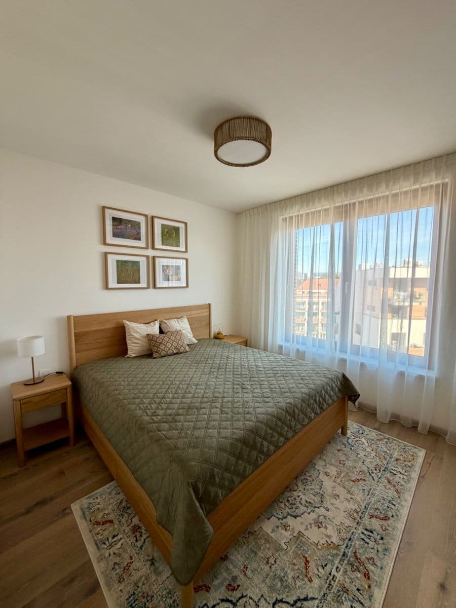 Prenájom bytu 2-izbový 51 m², Košická, Ružinov, Bratislavský kraj Prenájom bytu 2-izbový 51 m², Košická, Ružinov, Bratislavský kraj