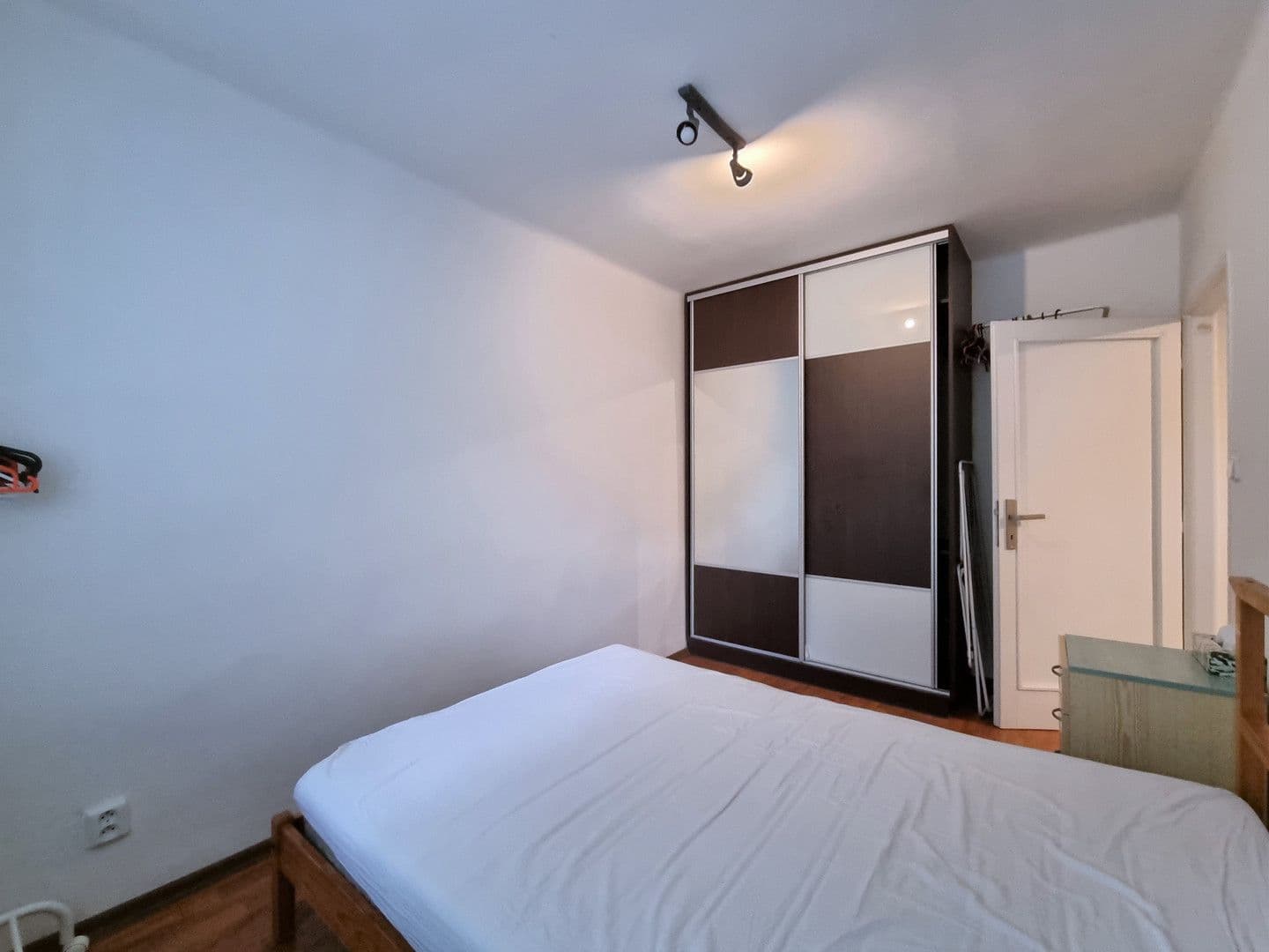 Prenájom bytu 2-izbový 42 m², Poděbradská, Praha, Praha Prenájom bytu 2-izbový 42 m², Poděbradská, Praha, Praha