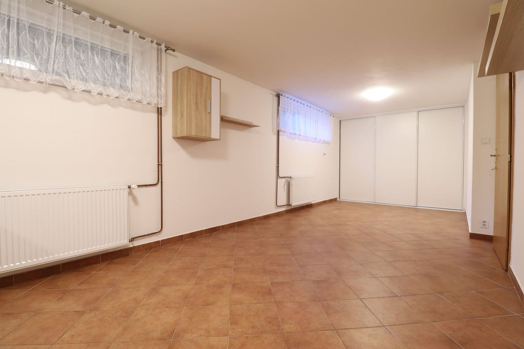 Prenájom bytu 1-izbový 33 m², K náměstí, Praha, Praha Prenájom bytu 1-izbový 33 m², K náměstí, Praha, Praha