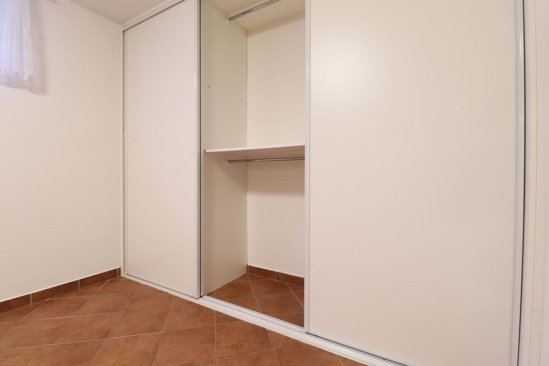 Prenájom bytu 1-izbový 33 m², K náměstí, Praha, Praha Prenájom bytu 1-izbový 33 m², K náměstí, Praha, Praha