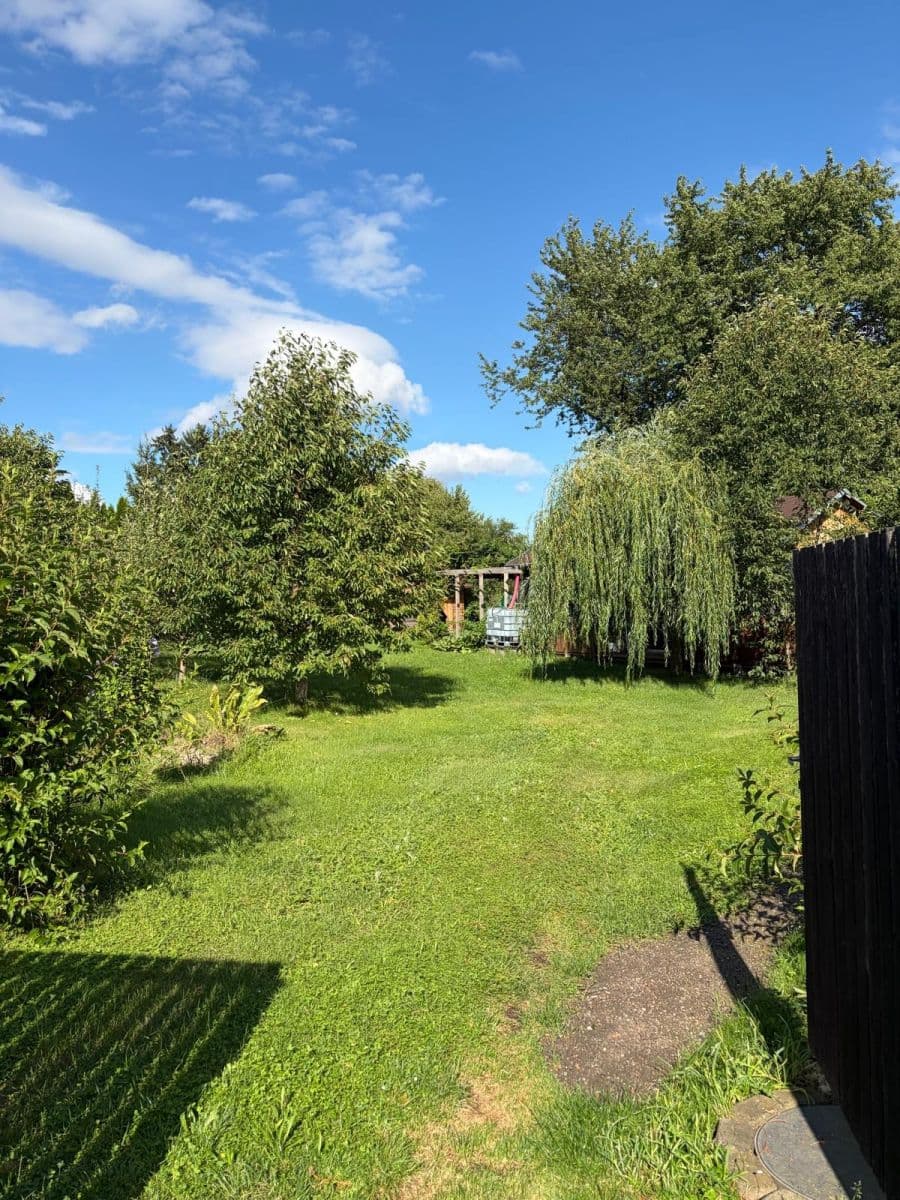 Predaj pozemku 942 m², Zahradní, Plaňany, Středočeský kraj Predaj pozemku 942 m², Zahradní, Plaňany, Středočeský kraj